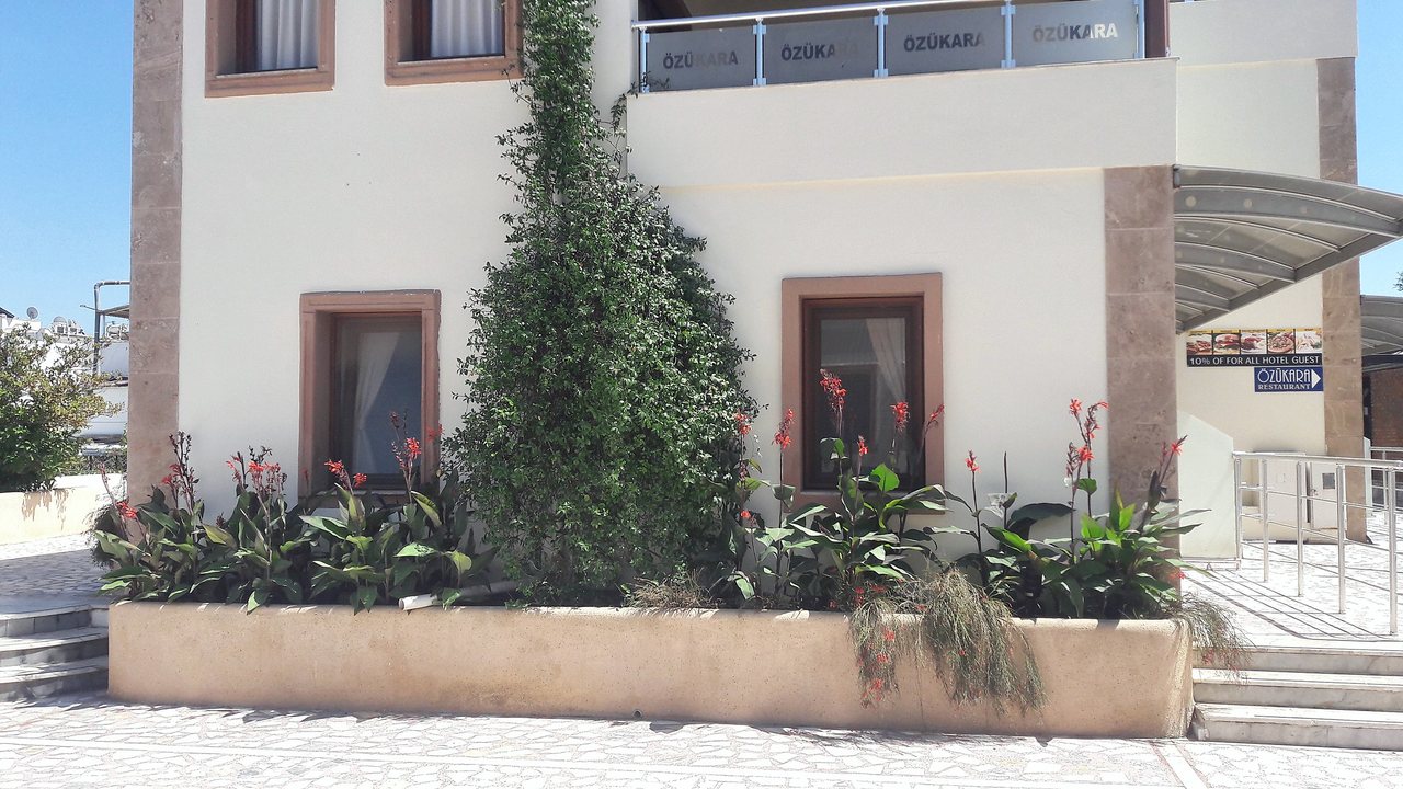 Özükara Apart